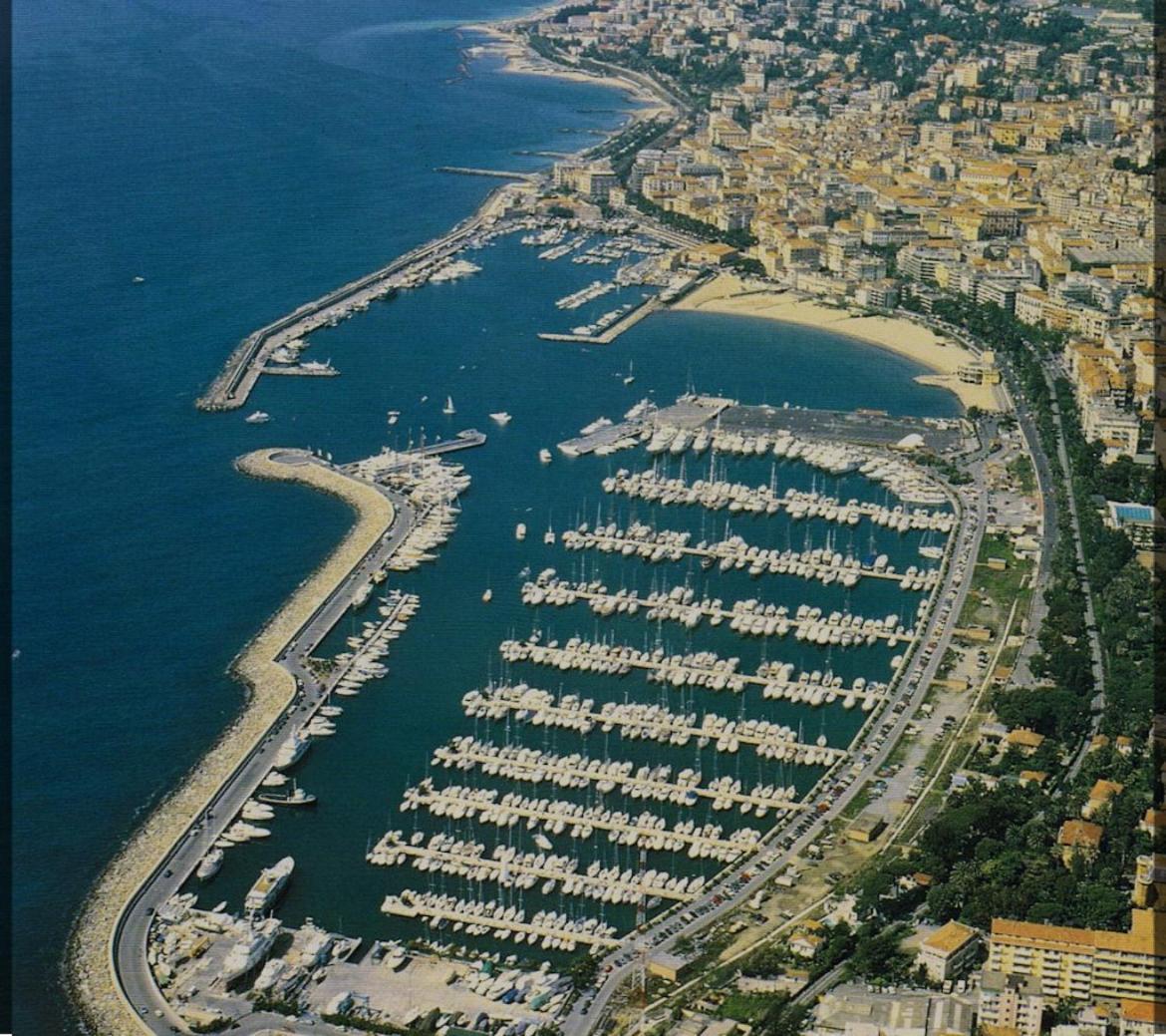 Casa Rosa Lucia Centrale Con Parcheggio Sanremo Exterior foto