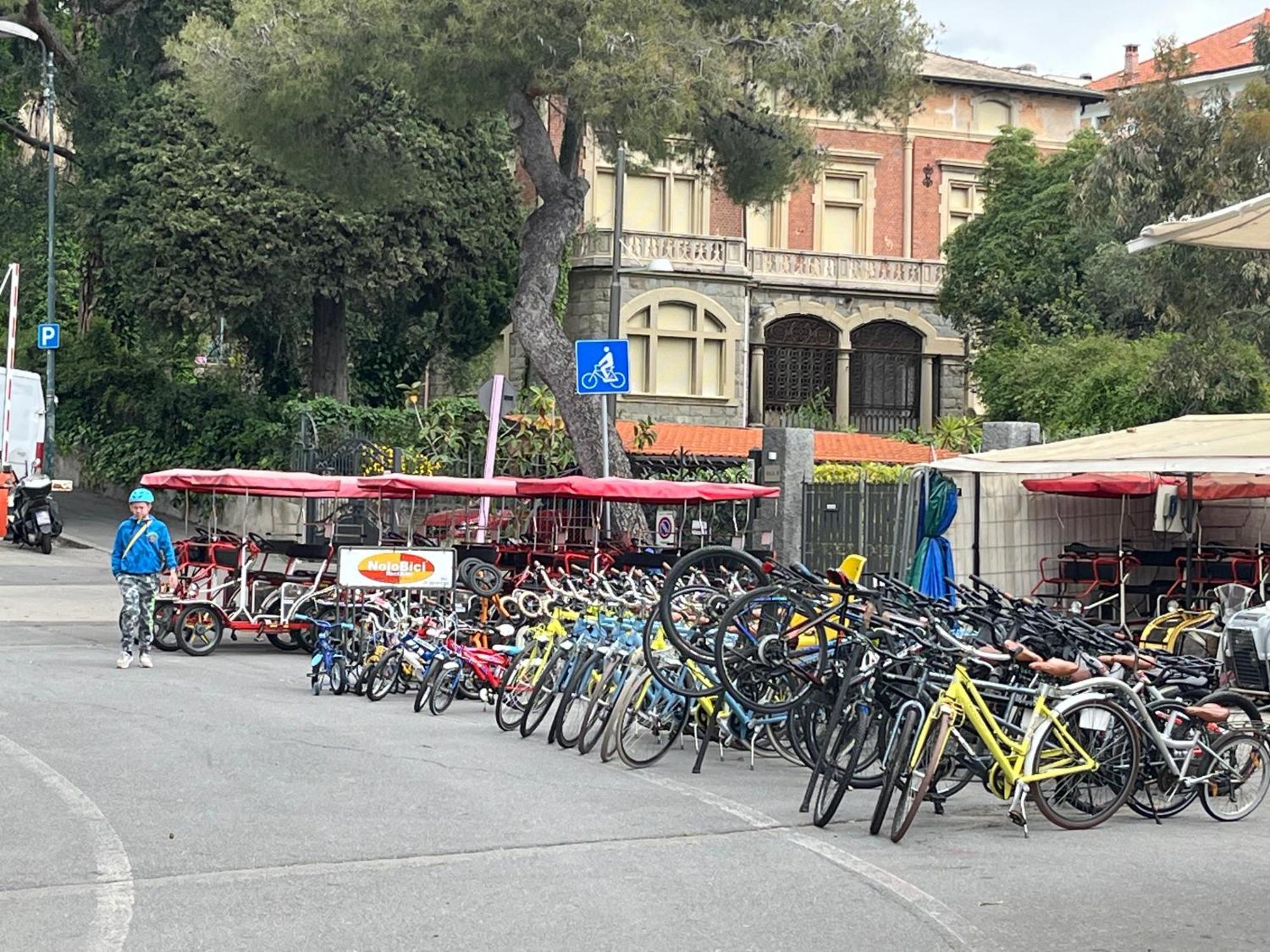 Casa Rosa Lucia Centrale Con Parcheggio Sanremo Exterior foto